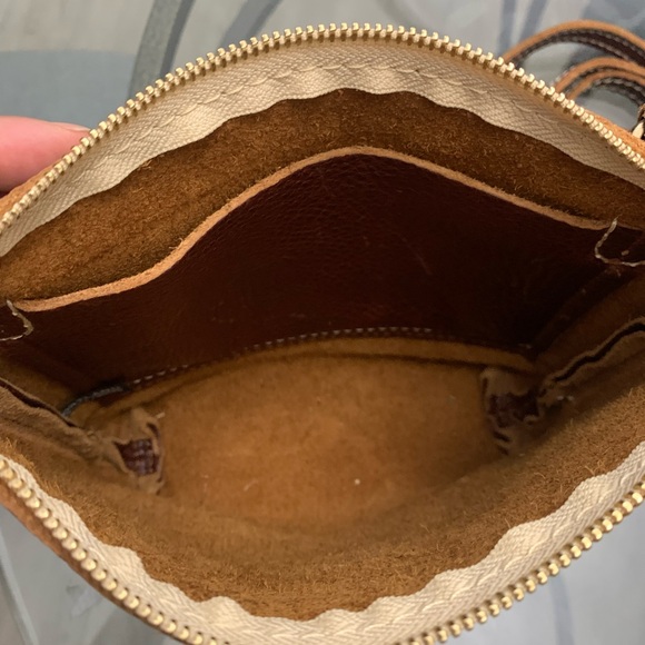 Portland Leather Rich Brown crossbody Bag - Picture 6 of 8